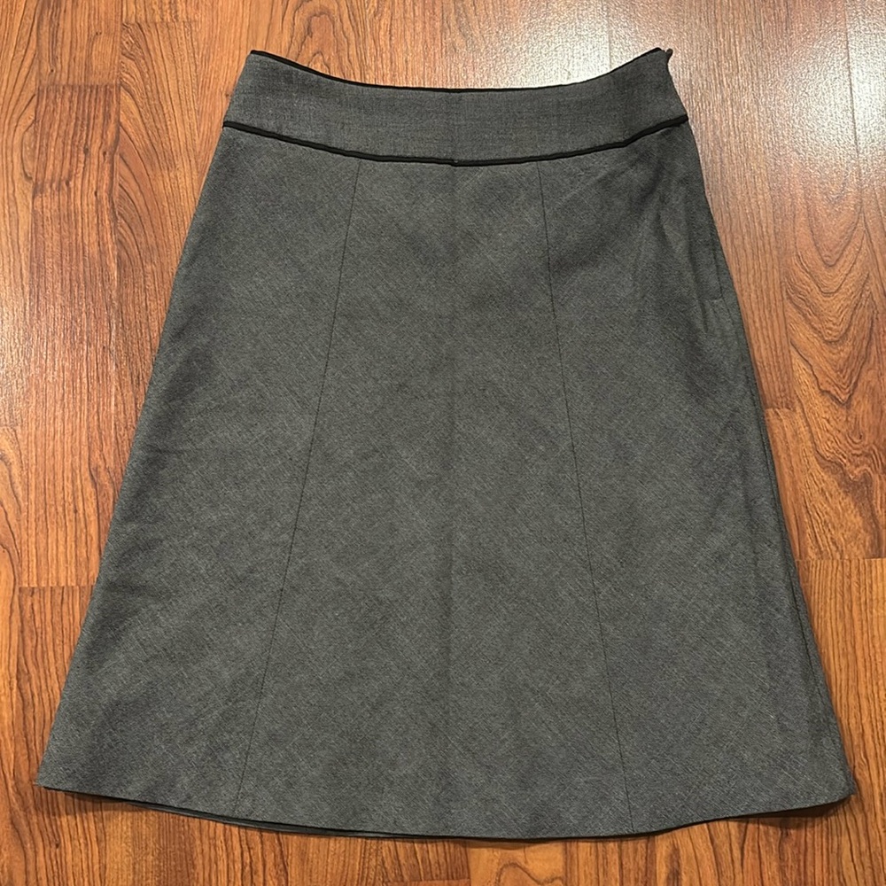 H&M Skirt | Grey and Black | Size 6 | A-Line Midi